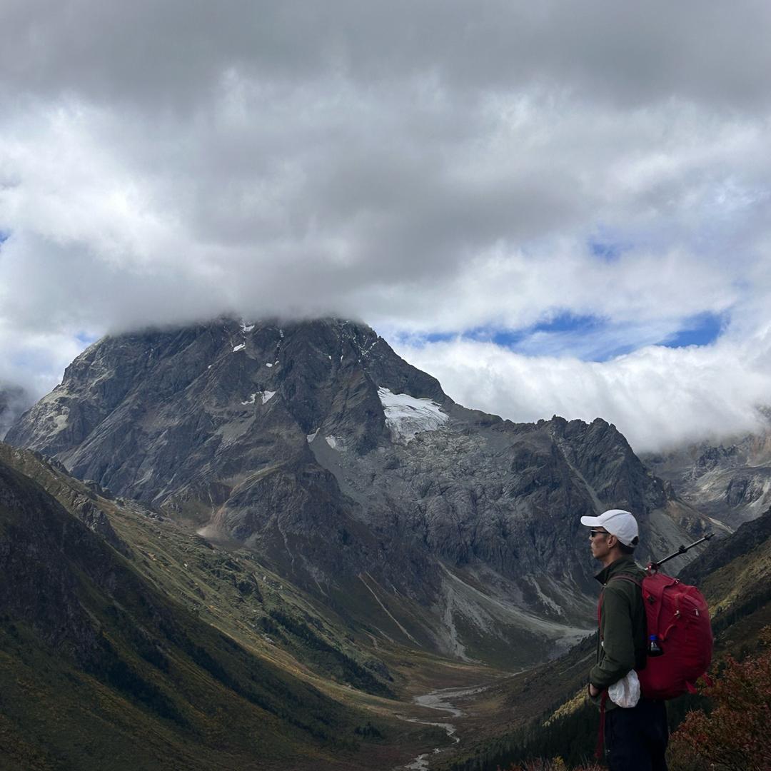 轻舟已过…⛰️