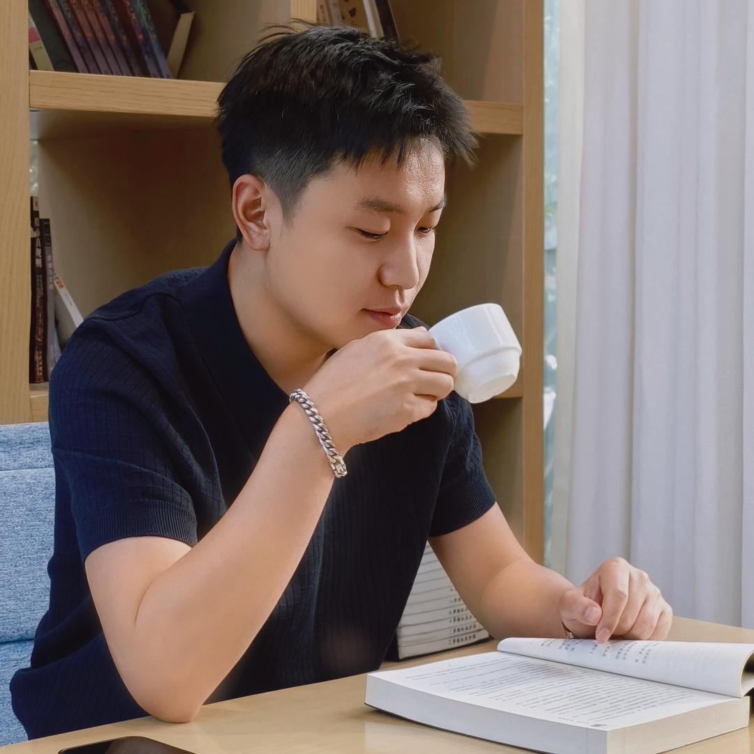 哲❗【砥砺前行】