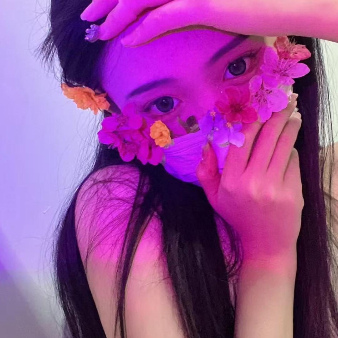 蒜蒜.
