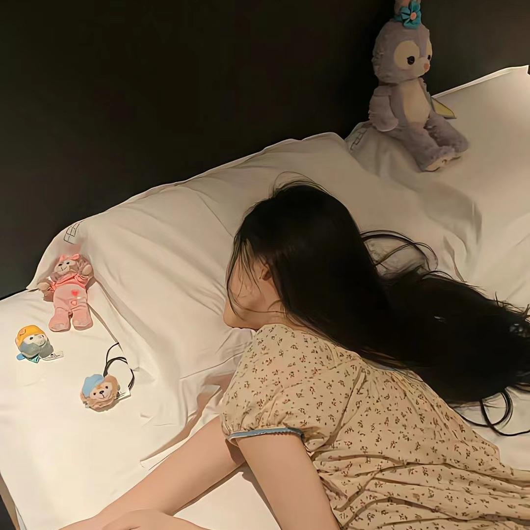 张一一、