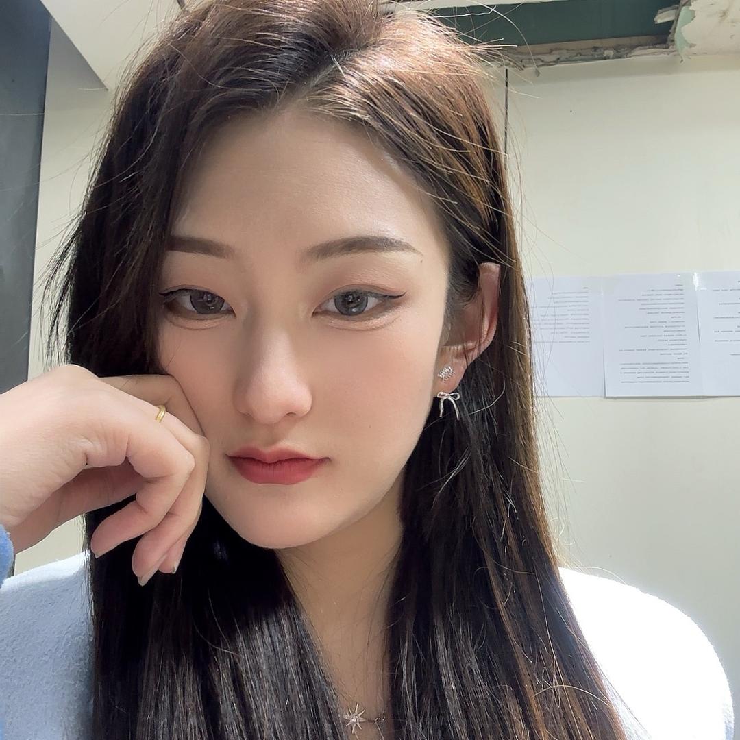朋8