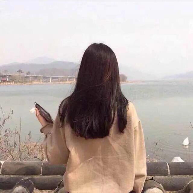 爱喝酒的小仙女