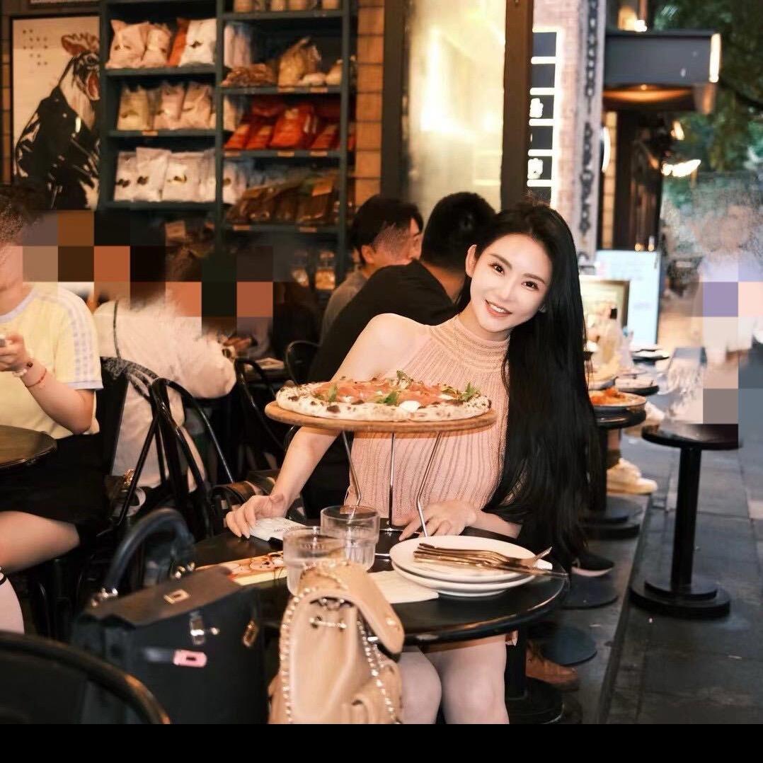 甜品小妹儿/林珈伊
