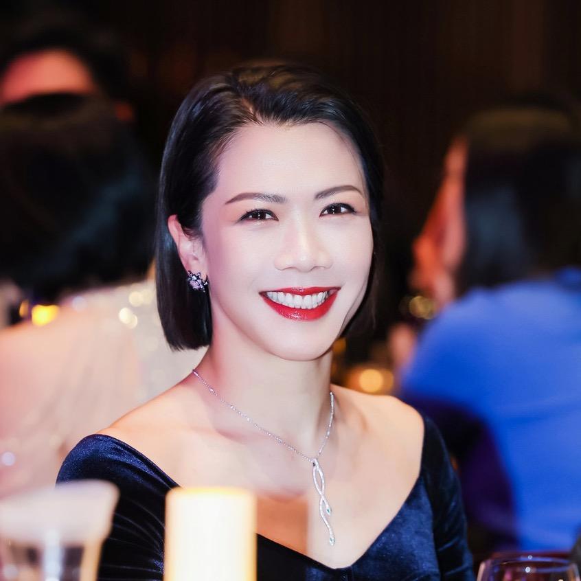 Tammy 邓懿君
