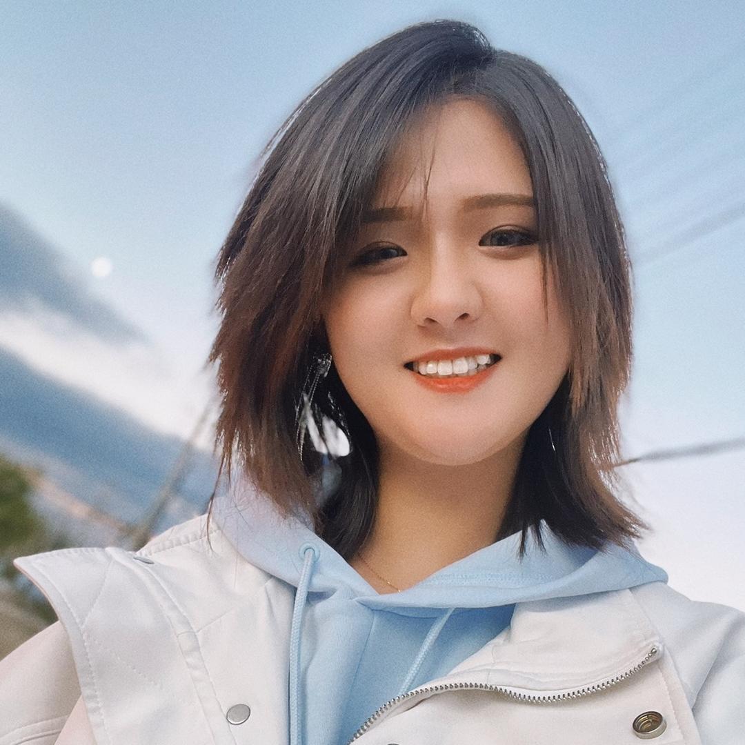 月小扣