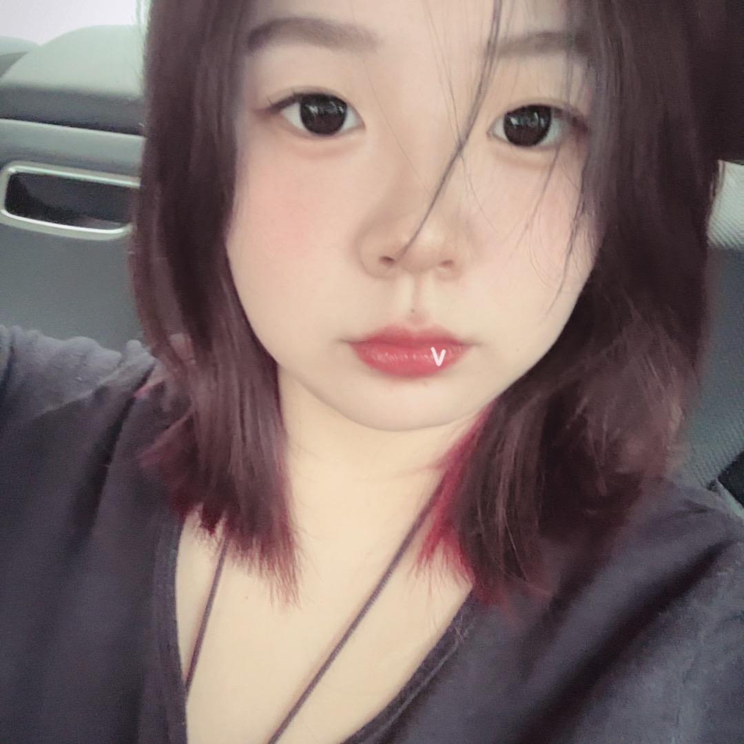 张颖.