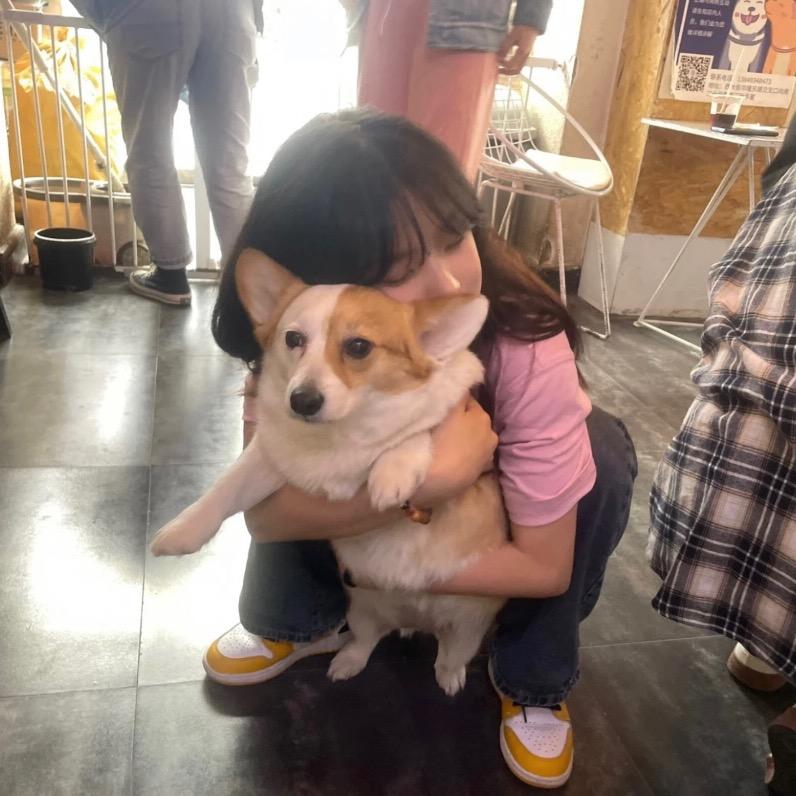 吃饱饱没烦恼😴