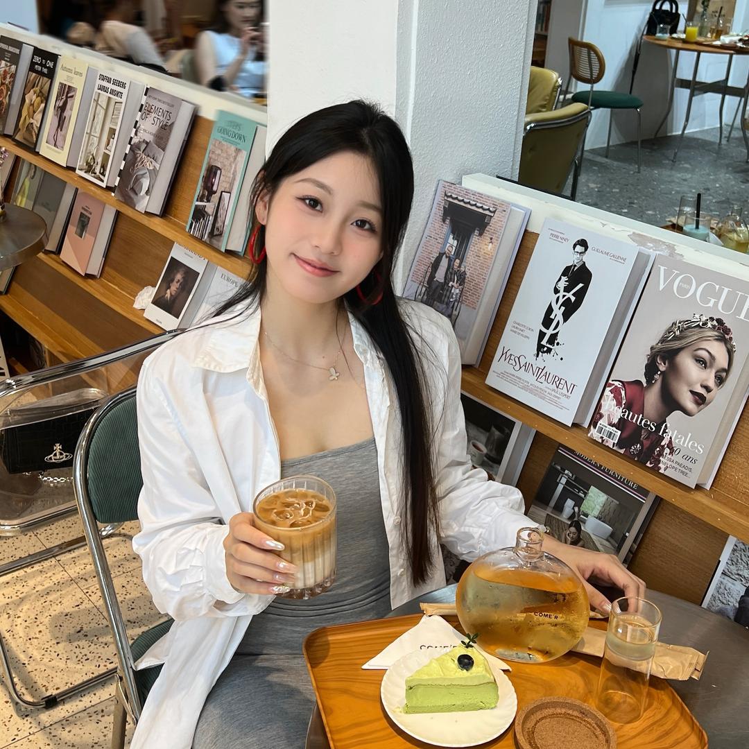 爱吃麦麦的小O