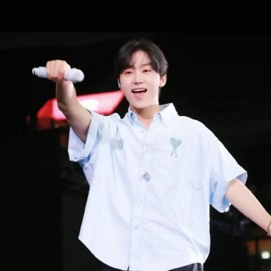 小臭楠__🦋