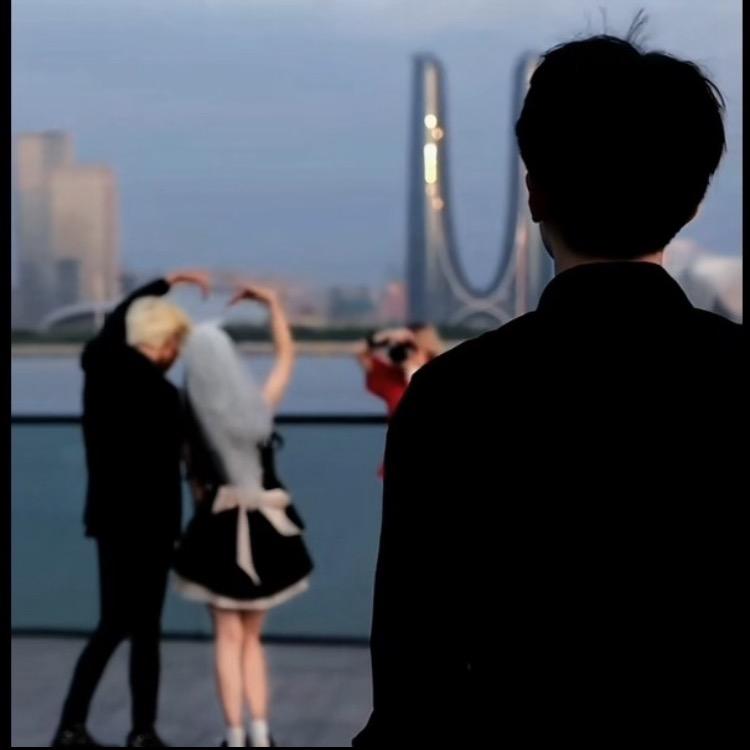用户6043999196390