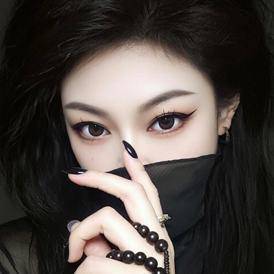 ꧁꫞  秋水无月😇😇😇 ꫞꧂