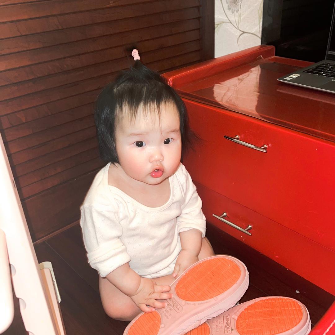 圆圆就是不要睡觉