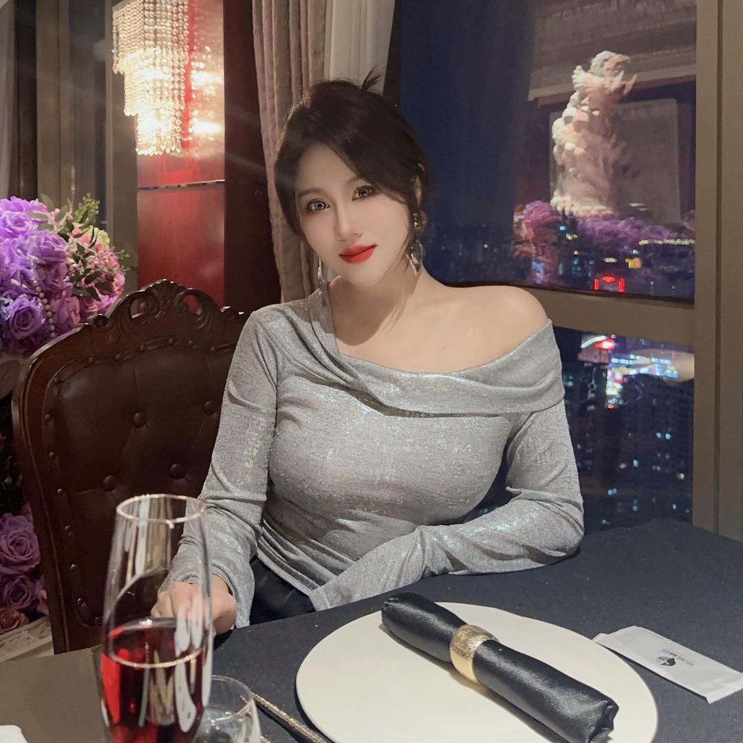 小越越_