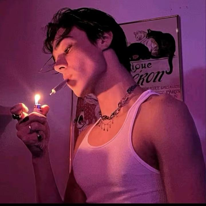B   M