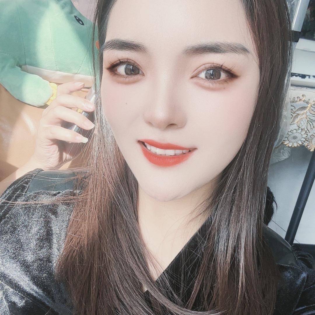 澄云服饰