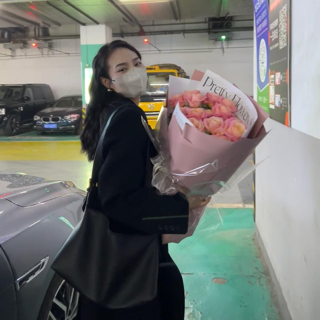 简壹.