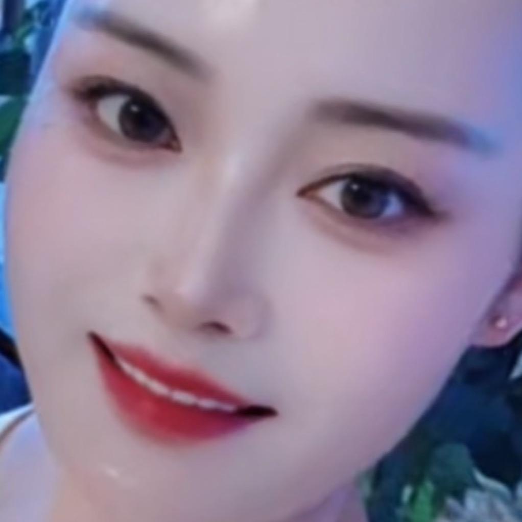 红色梅瑰