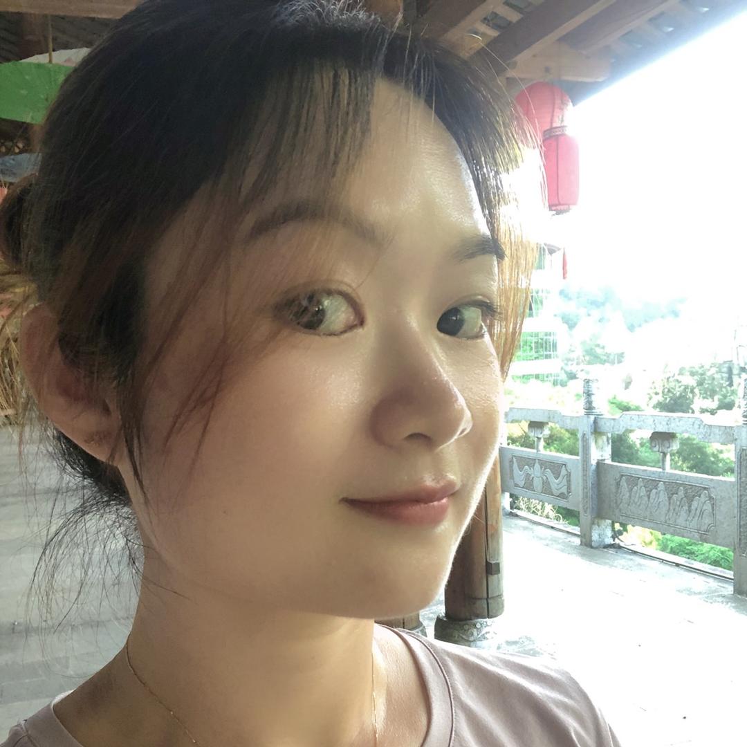 @苏圩曼天雨小姐姐