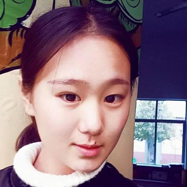 是璁璁不是小葱