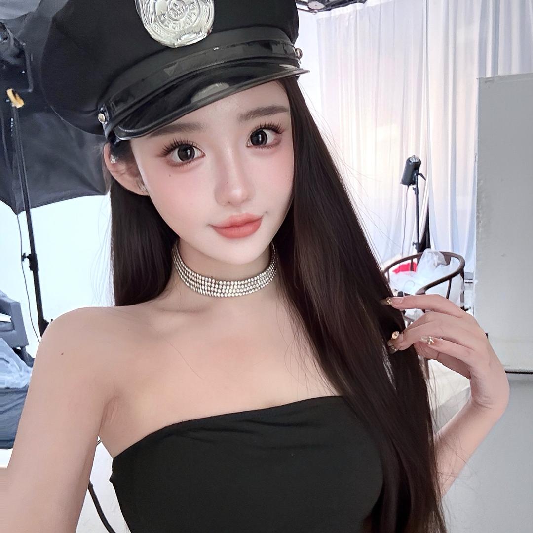 草莓兔兔