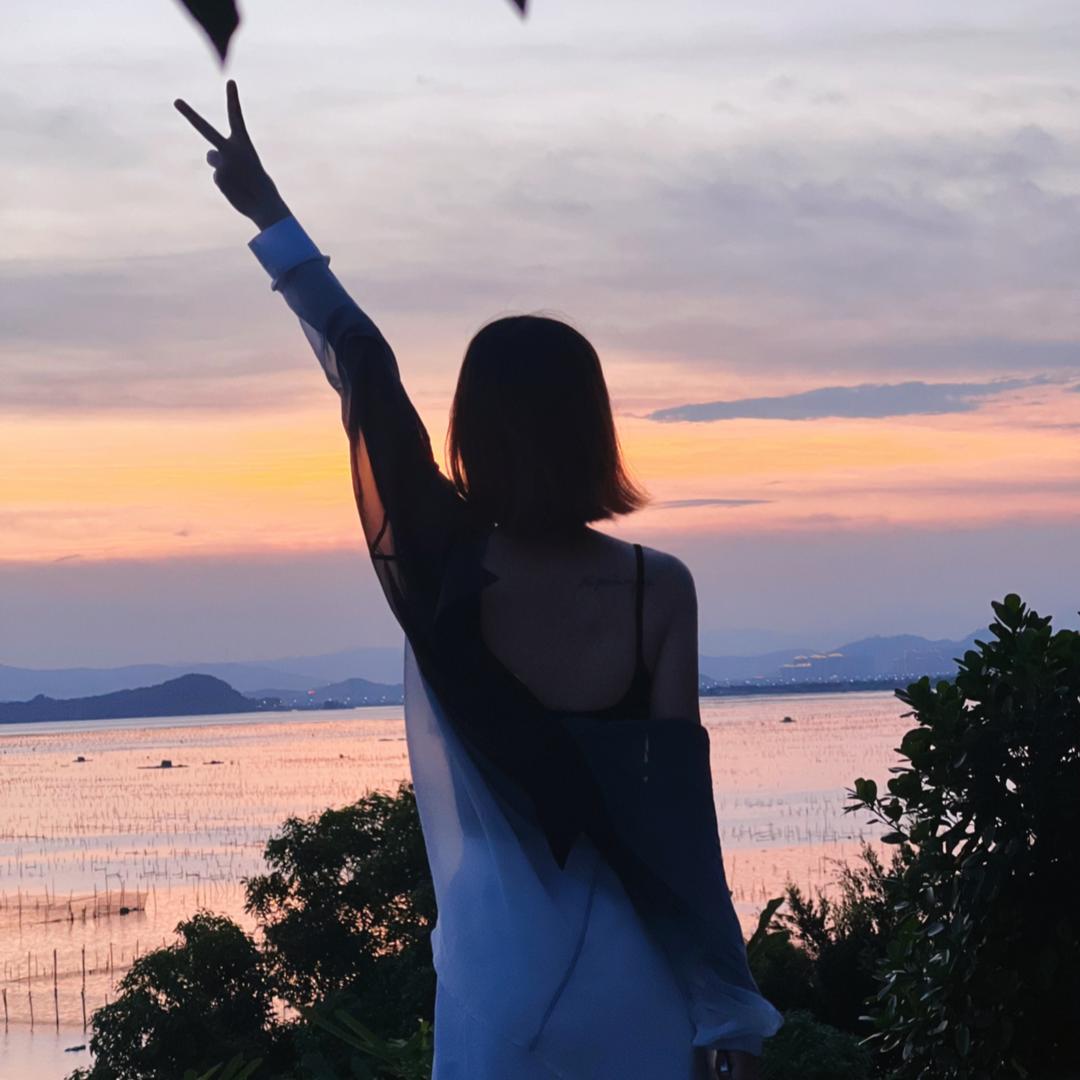 南曦（橱窗百宝）