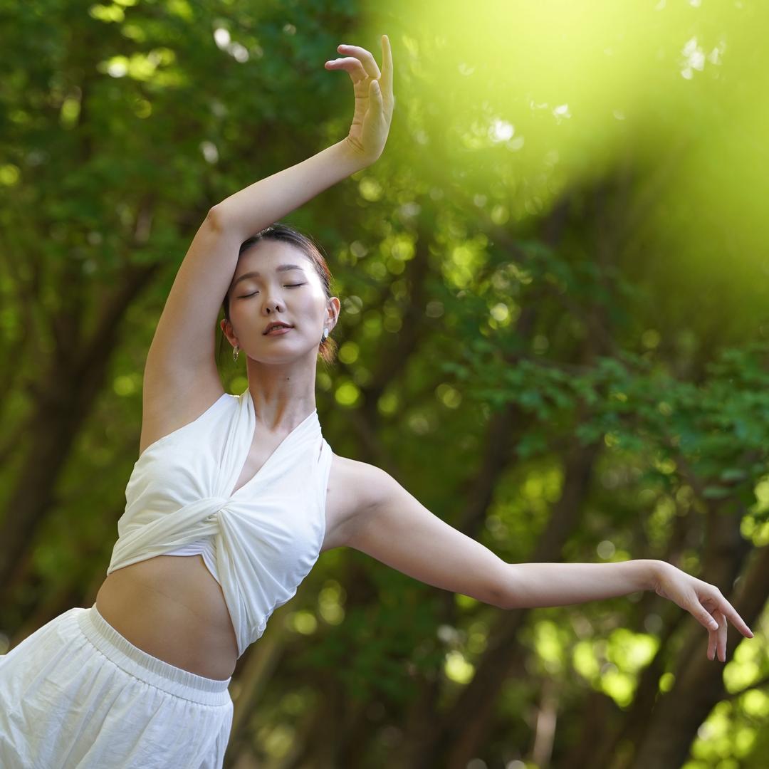菜菜sayi身型美学