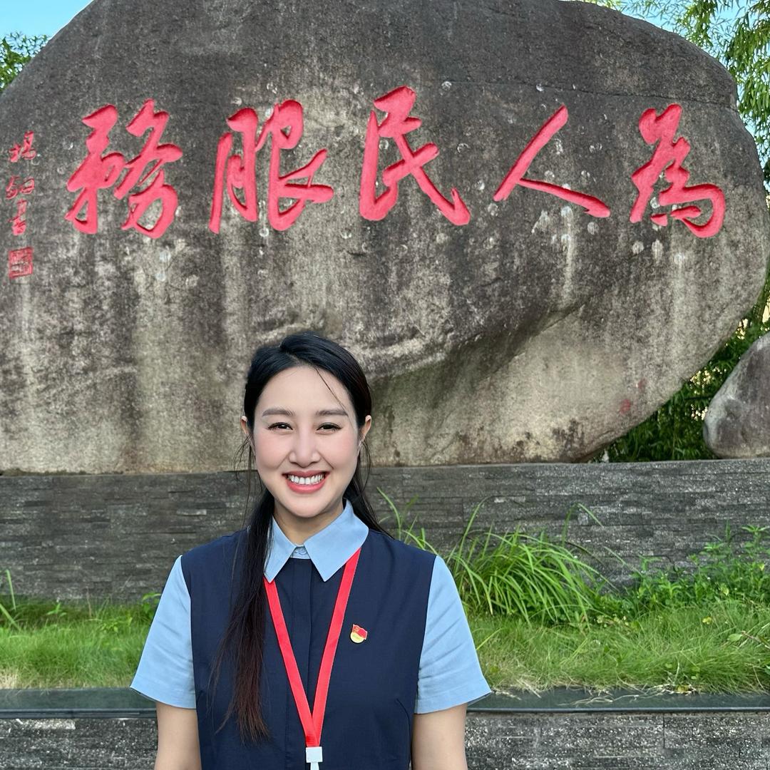 小胡书记助农