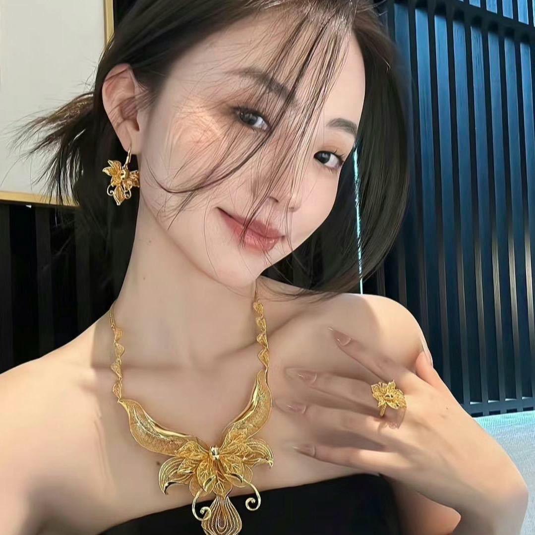 夜夜珠宝（金包银）