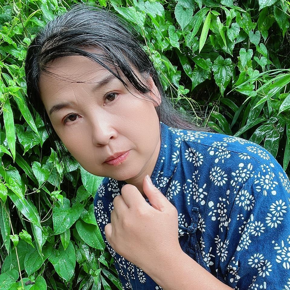 农村桃子