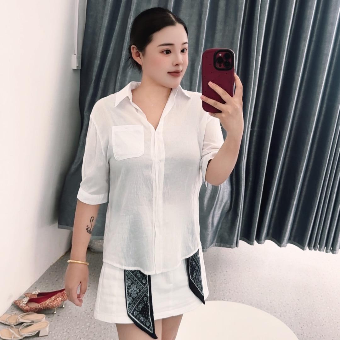 黄垓·化妆造型师静静