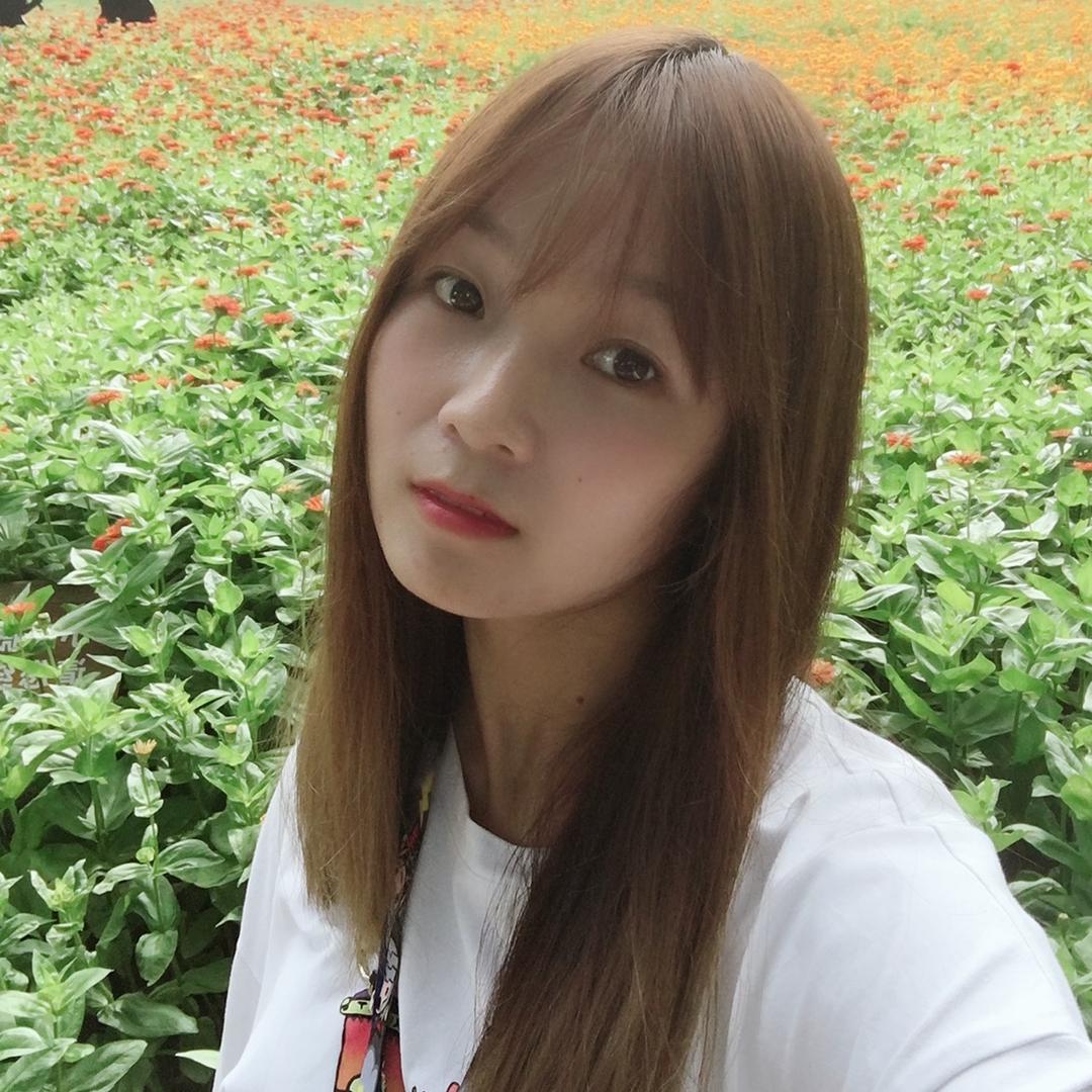 燕子吃喝玩乐