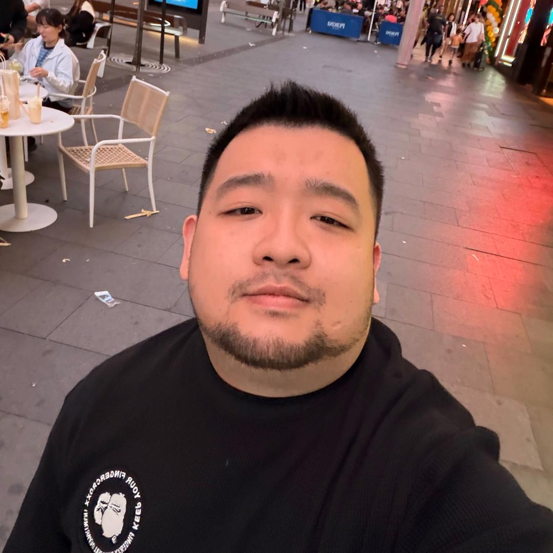 吴nionio（冒牌货）