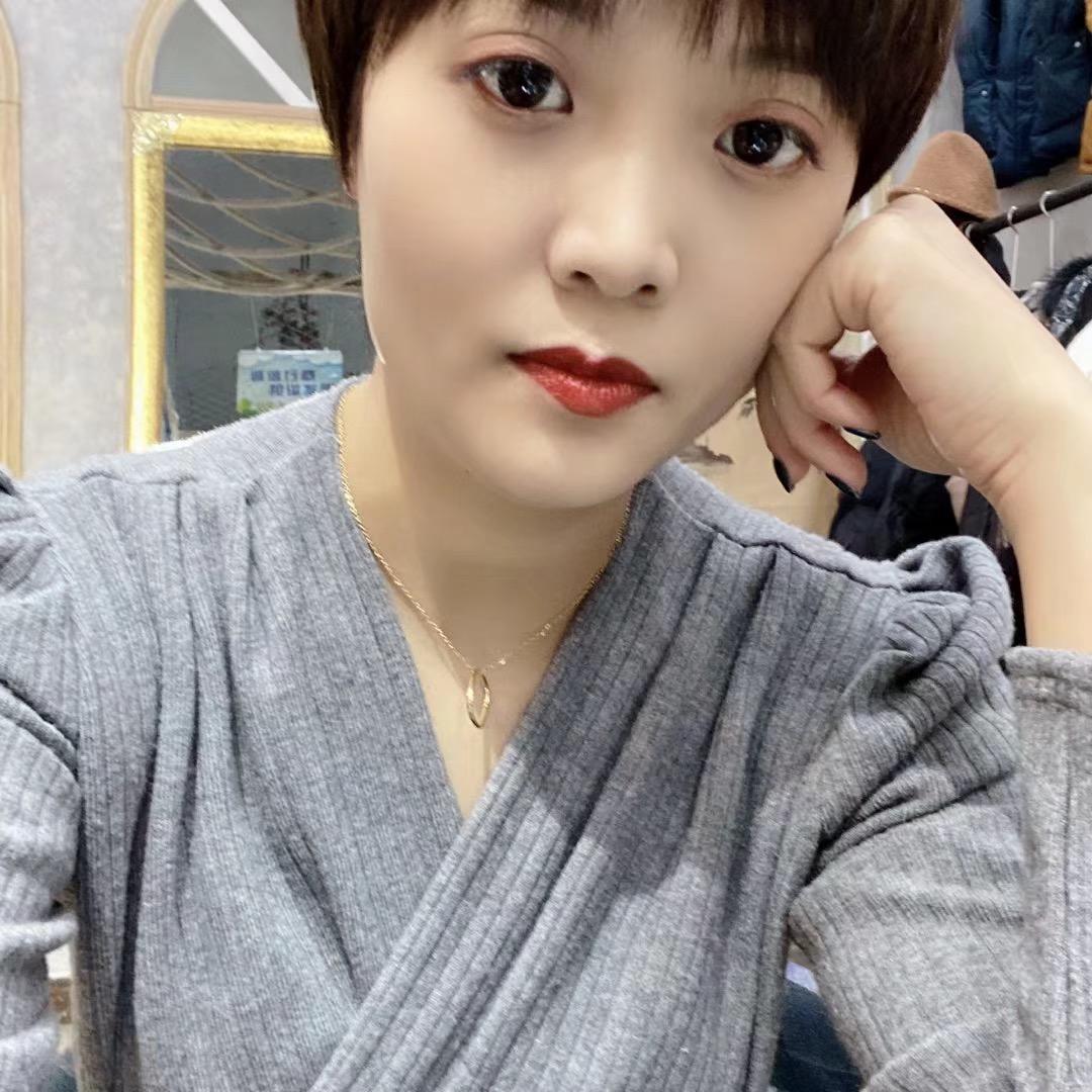 咔茜文服装店