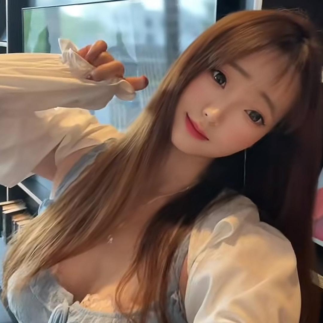 纯天然不整容的baby