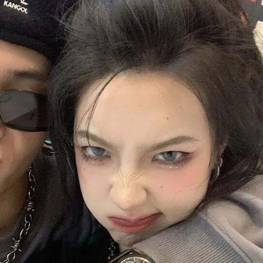 -小刘¥