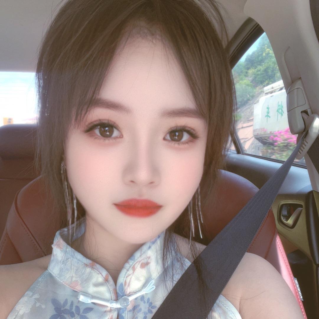 女王👸希希