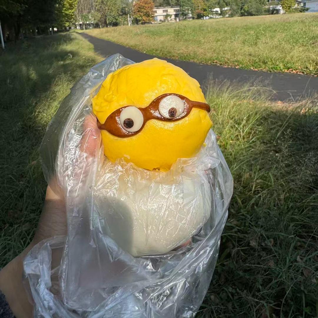 十六不是石榴、