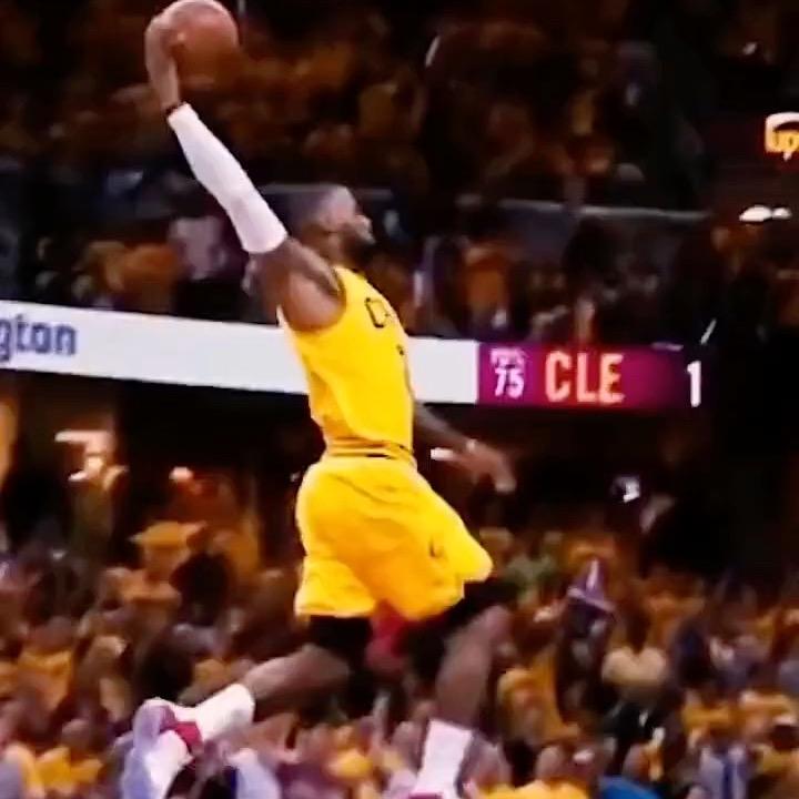 Lebron。