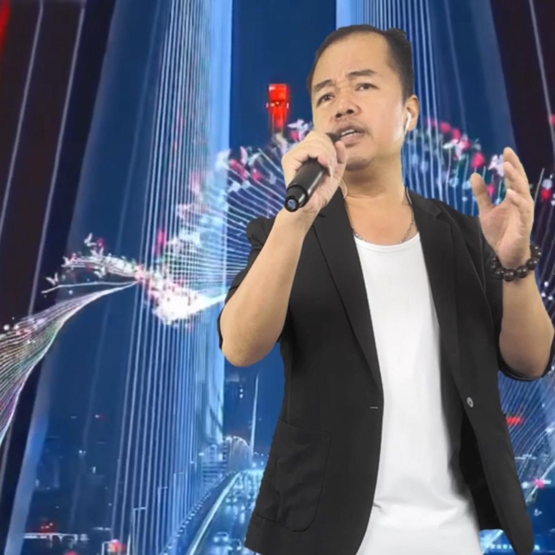 跑调哥：闭仁七