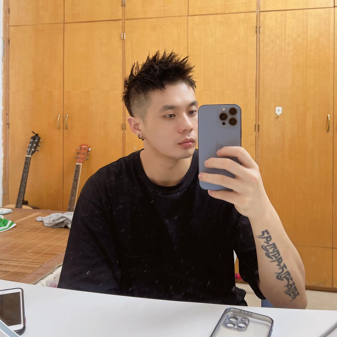 阿锋不是靓仔
