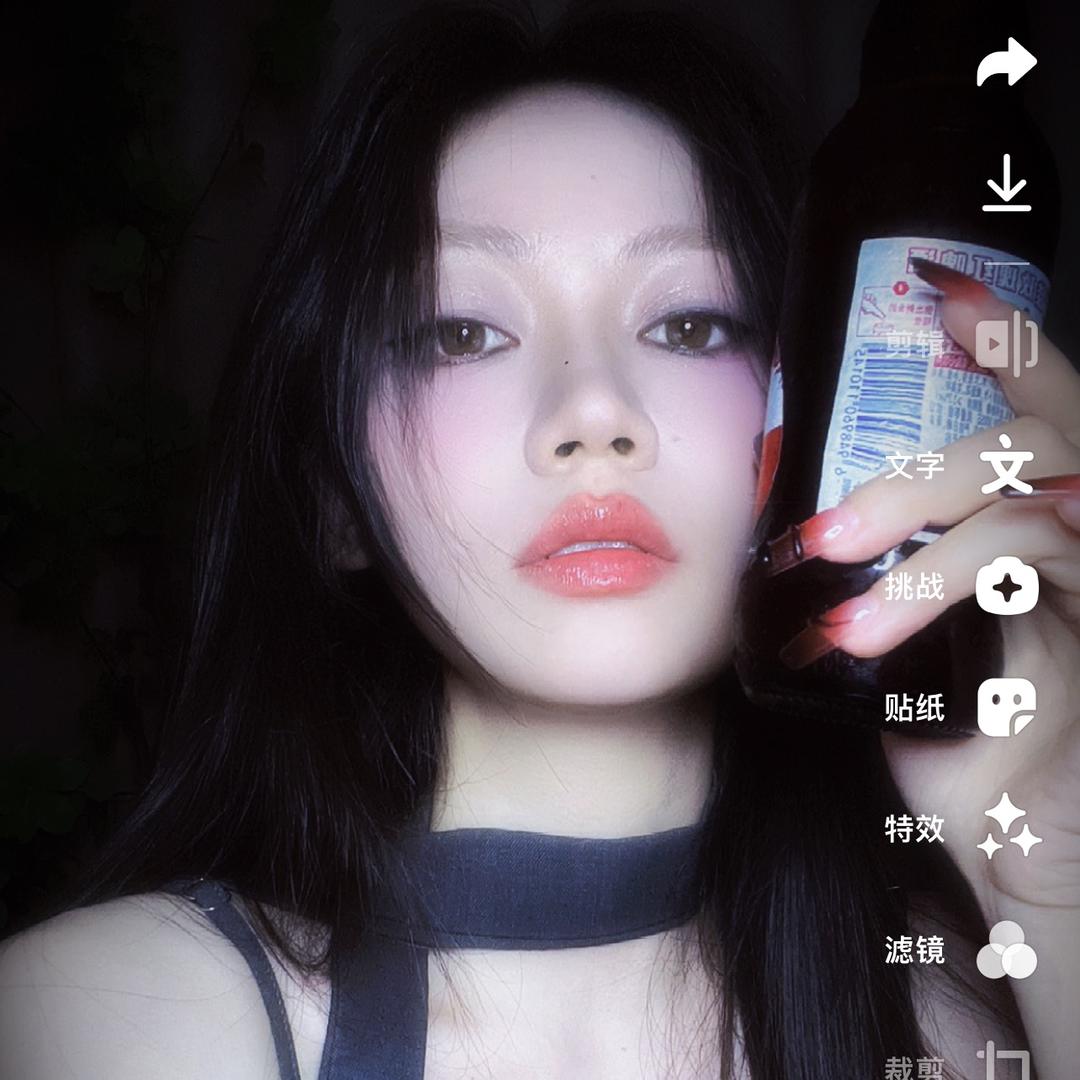 lili透