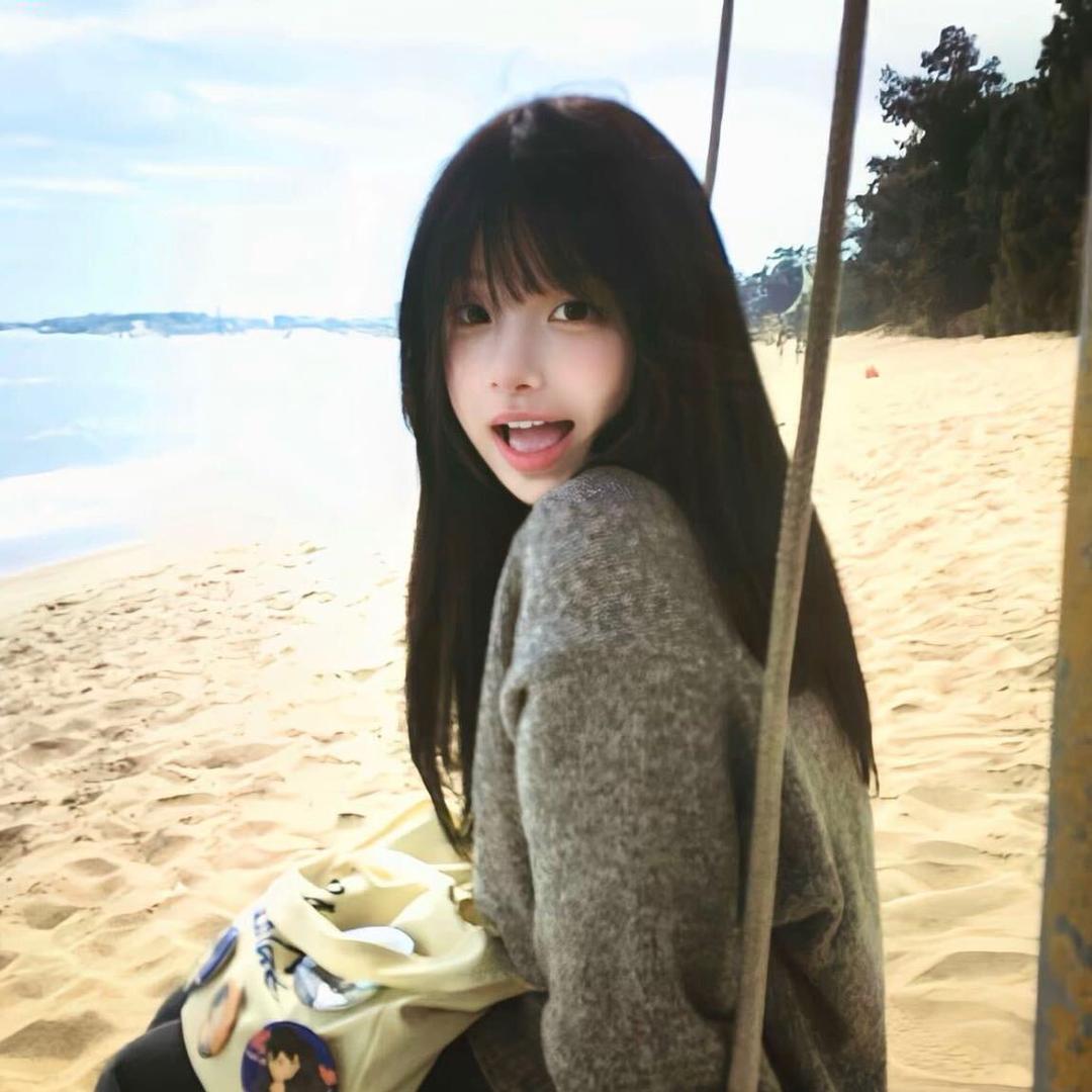 小八.