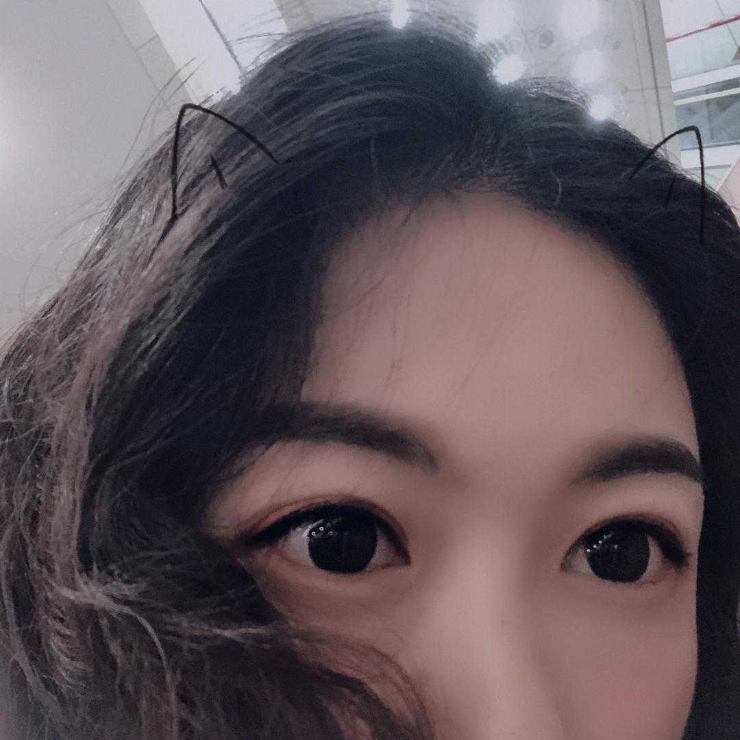 刘刘刘刘千俞。