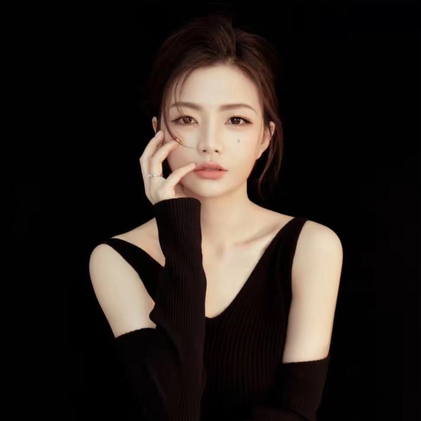 阿楠Anna（美衣穿搭）