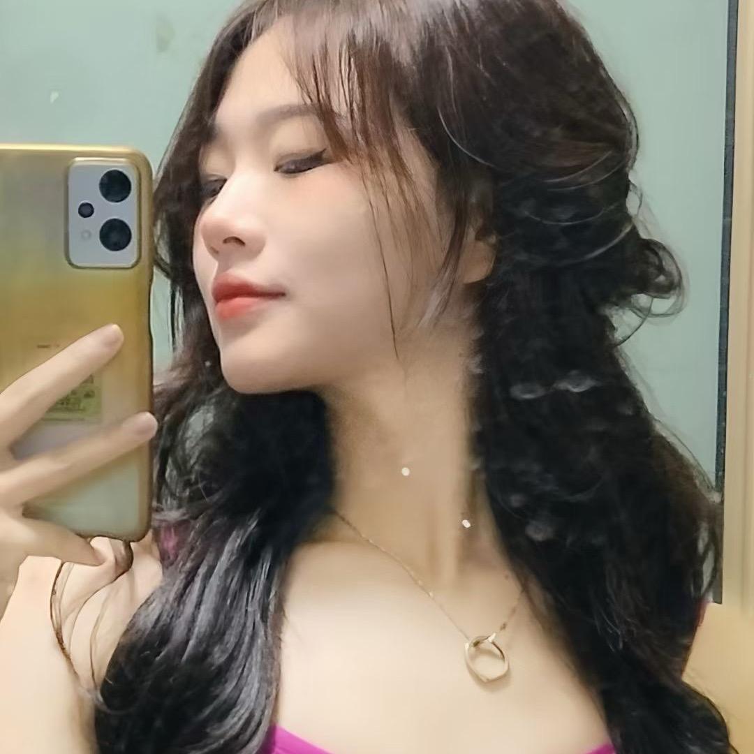 静子.