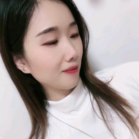 莹莹🌹