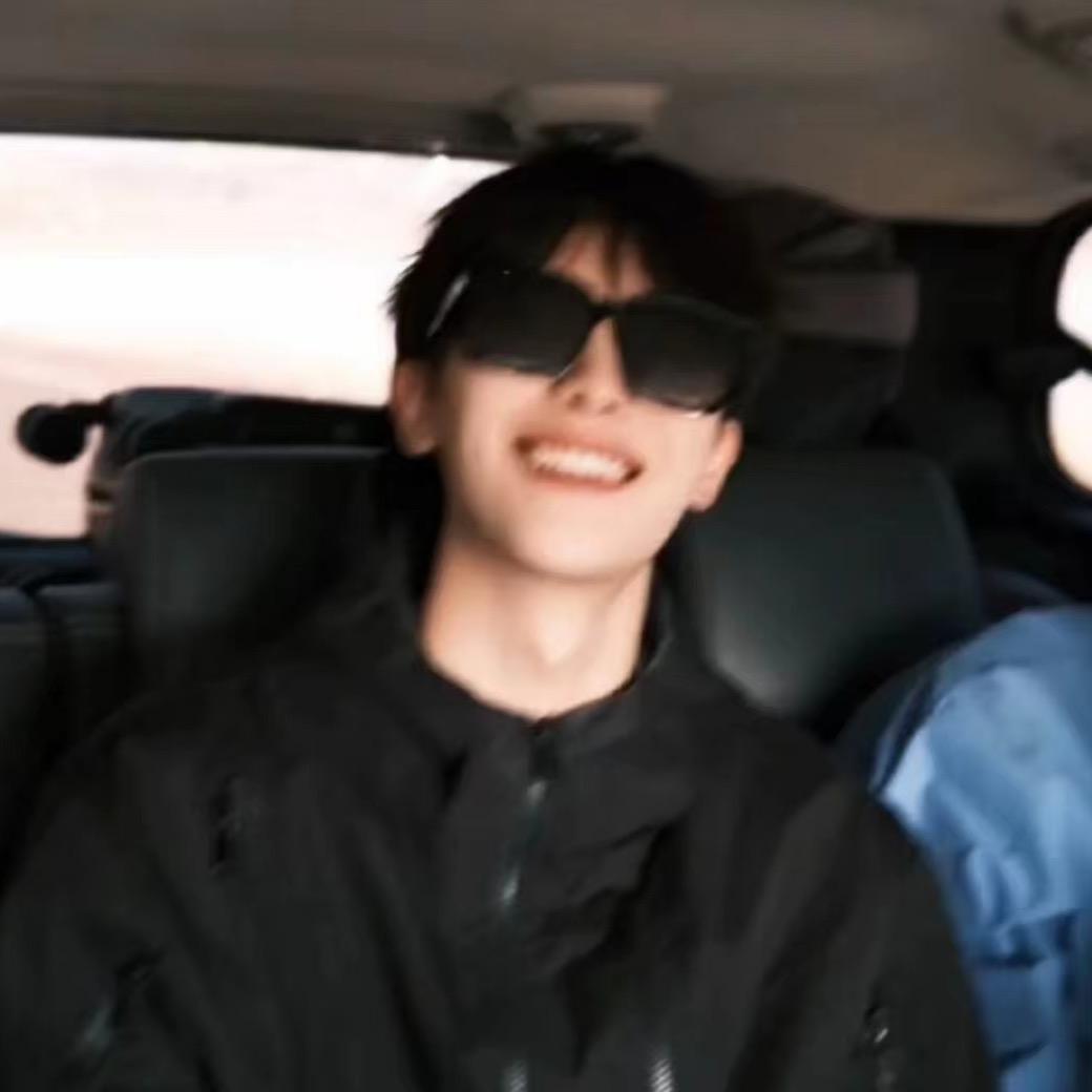 笨蛋小王w.