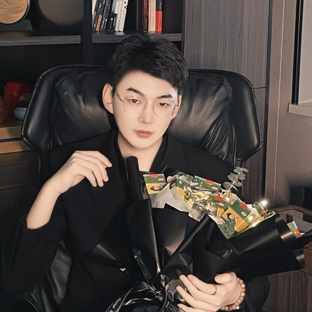 华东初