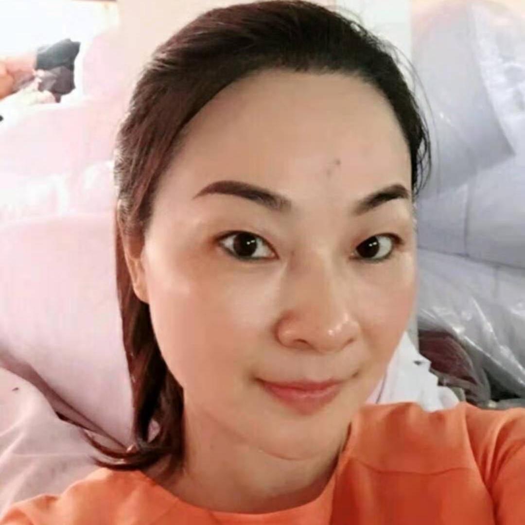 亿天服装～Polo衫定制厂家