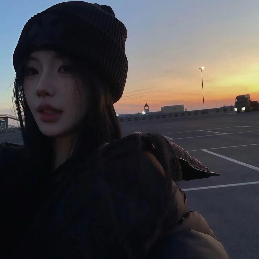晚安^